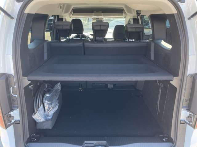 Fahrzeugbild eines Renault Kangoo E-TECH