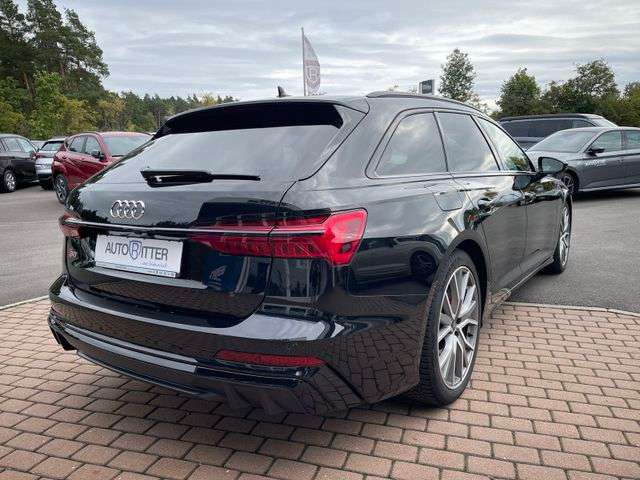 Fahrzeugbild eines Audi S6