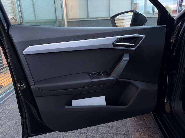 Fahrzeugbild eines SEAT Ibiza