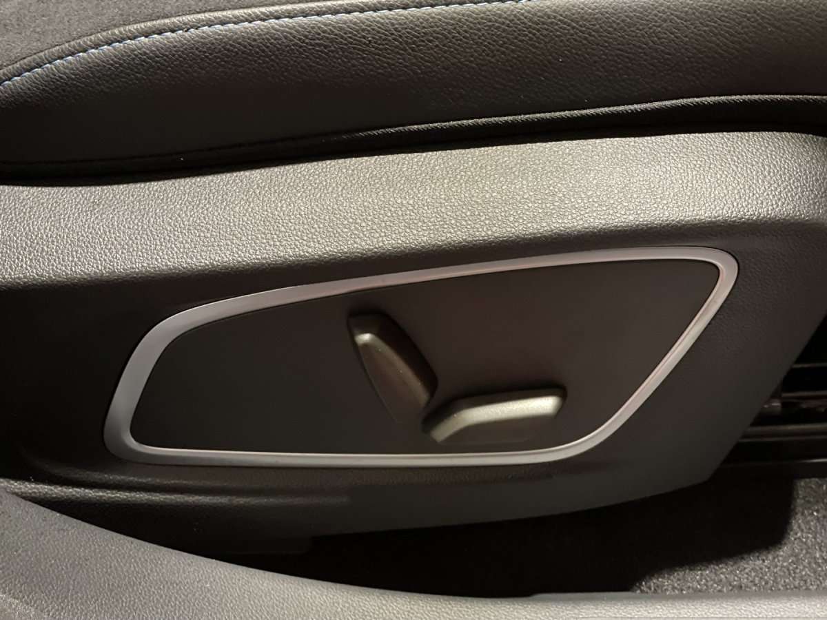 Fahrzeugbild eines Renault Austral