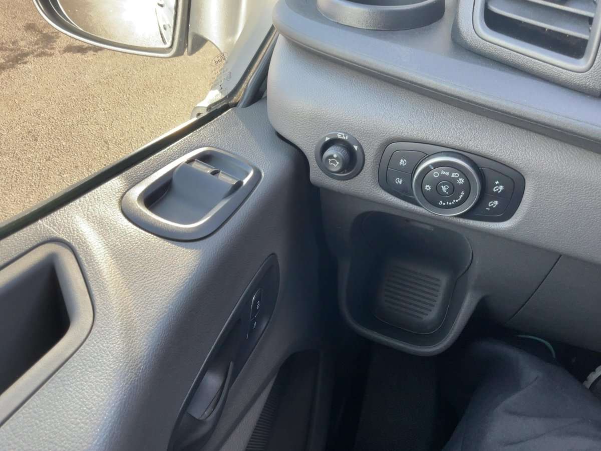 Fahrzeugbild eines Ford Transit