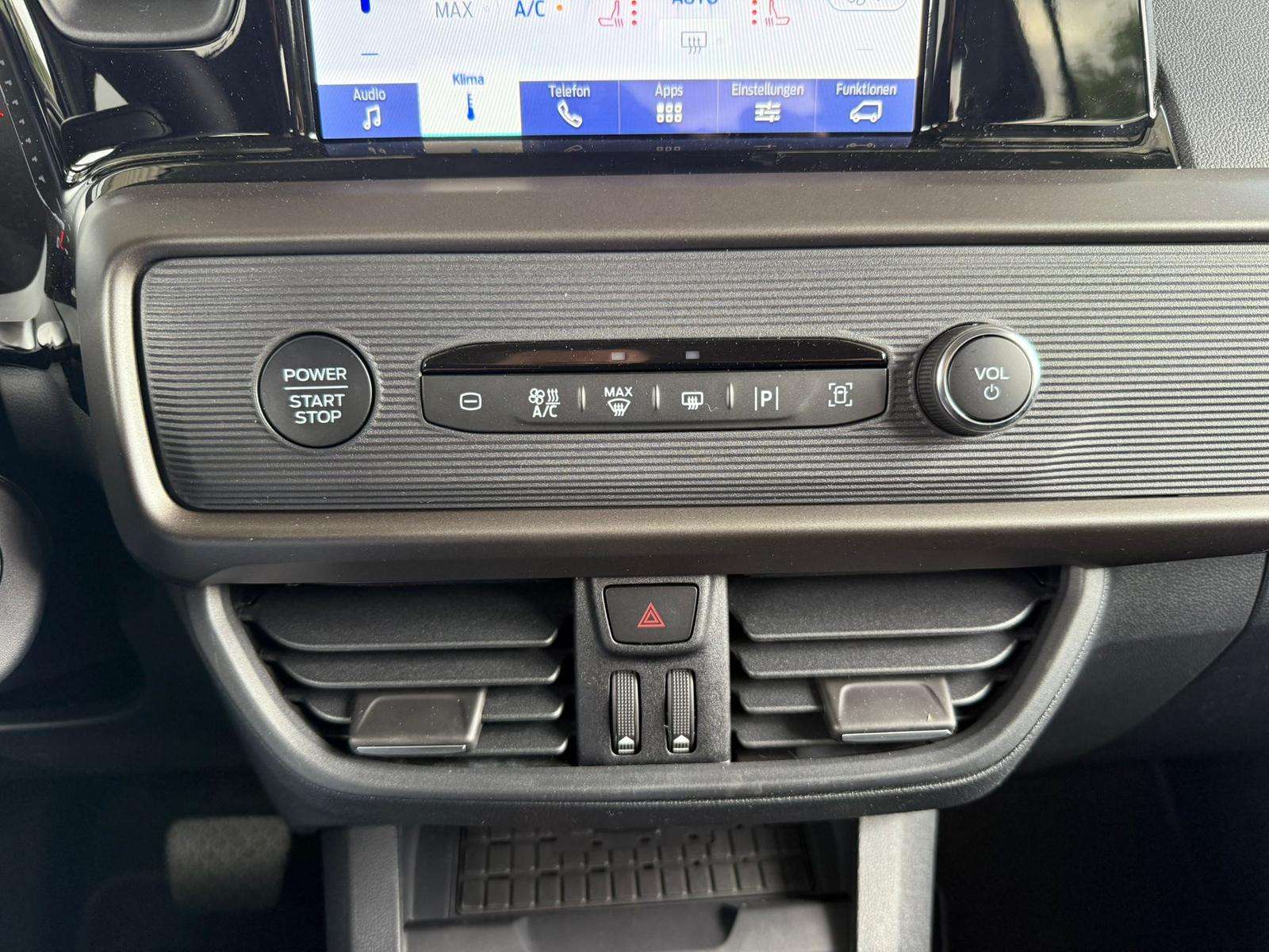 Fahrzeugbild eines Ford Tourneo Courier