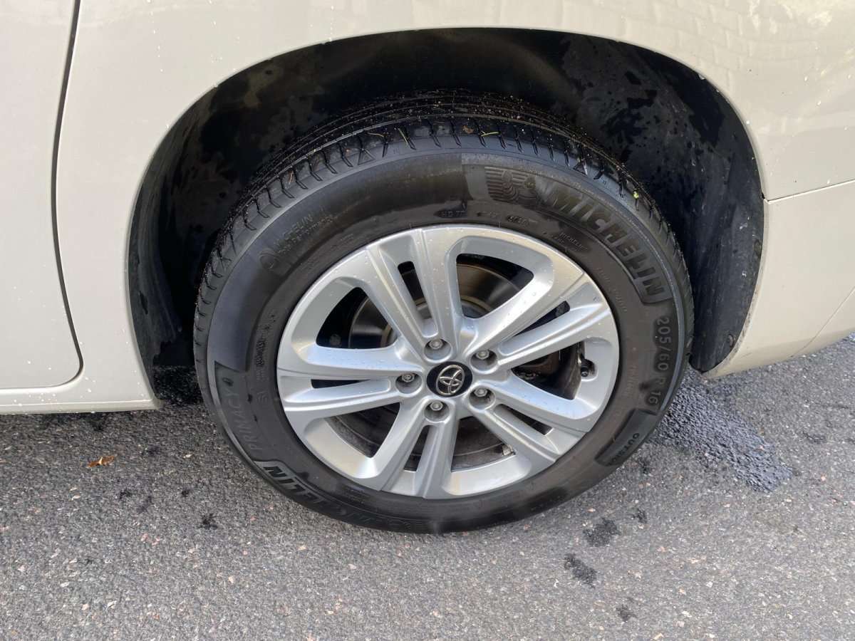 Fahrzeugbild eines Toyota Proace