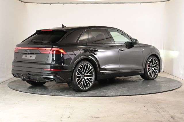 Fahrzeugbild eines Audi Q8