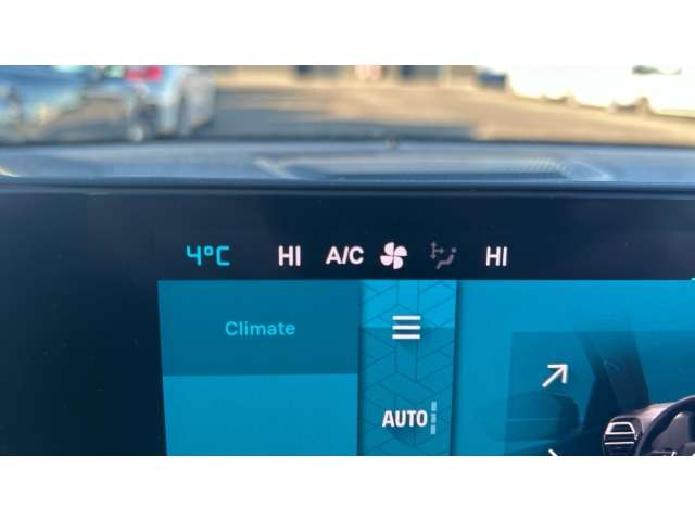 Fahrzeugbild eines Citroën C4 X