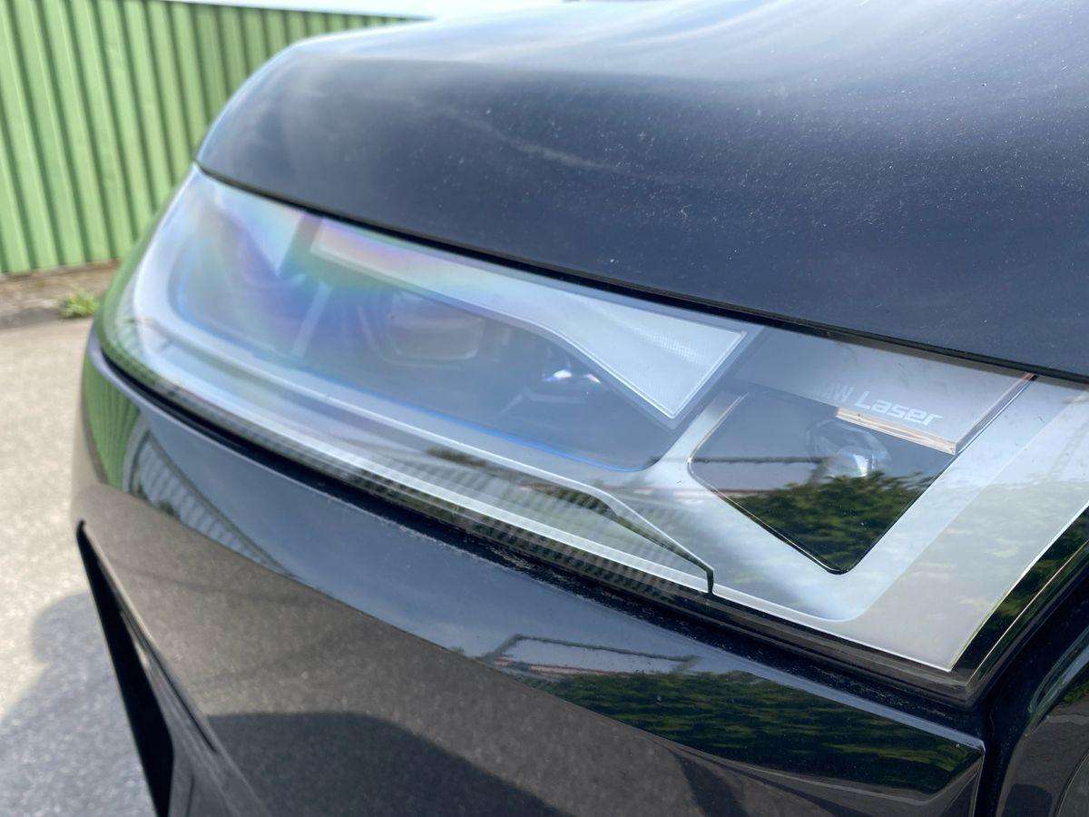Fahrzeugbild eines BMW iX