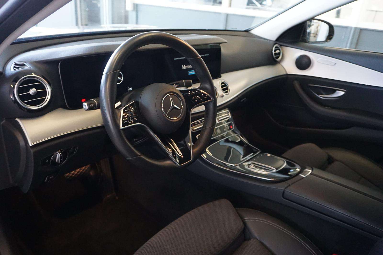 Fahrzeugbild eines Mercedes-Benz E-Klasse