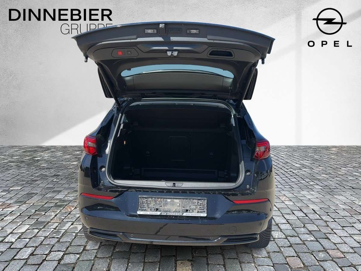 Fahrzeugbild eines Opel Grandland X