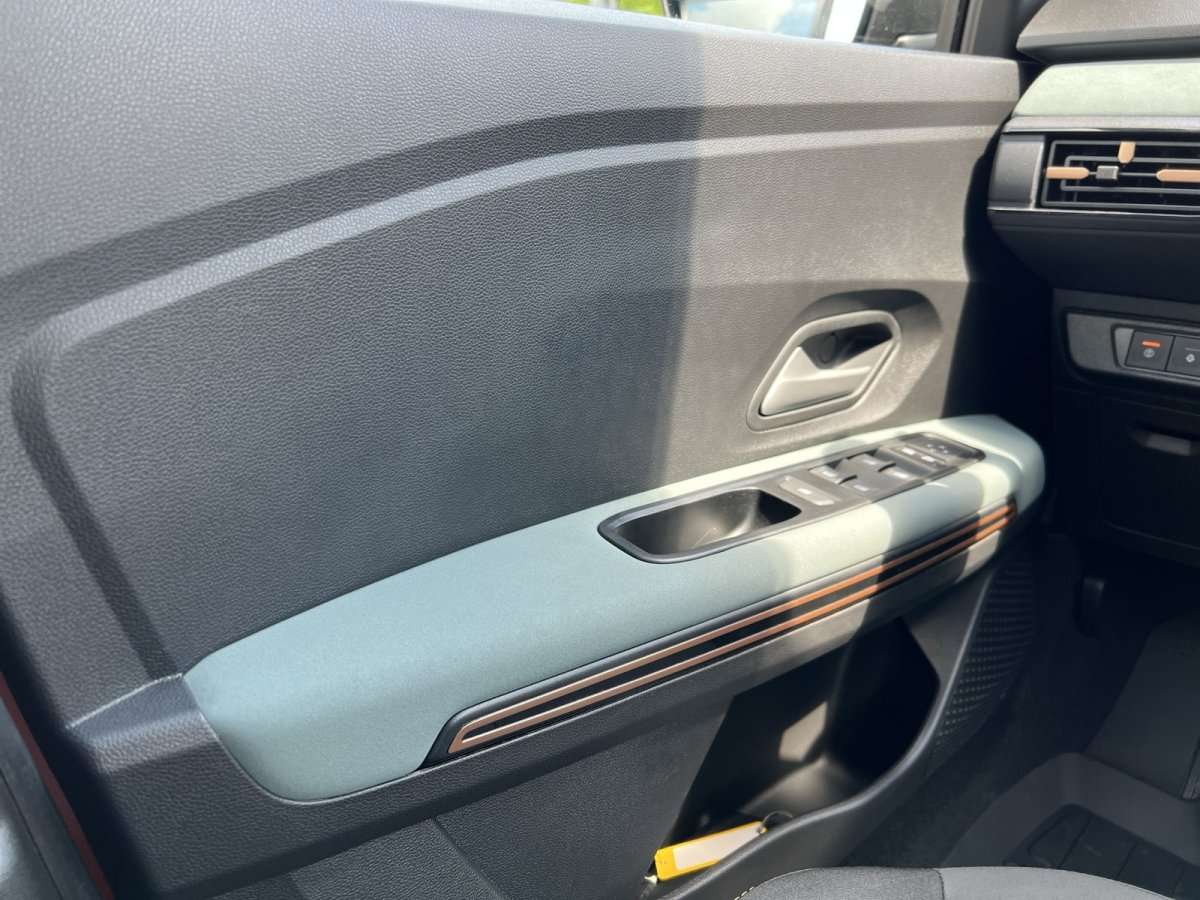 Fahrzeugbild eines Dacia Jogger