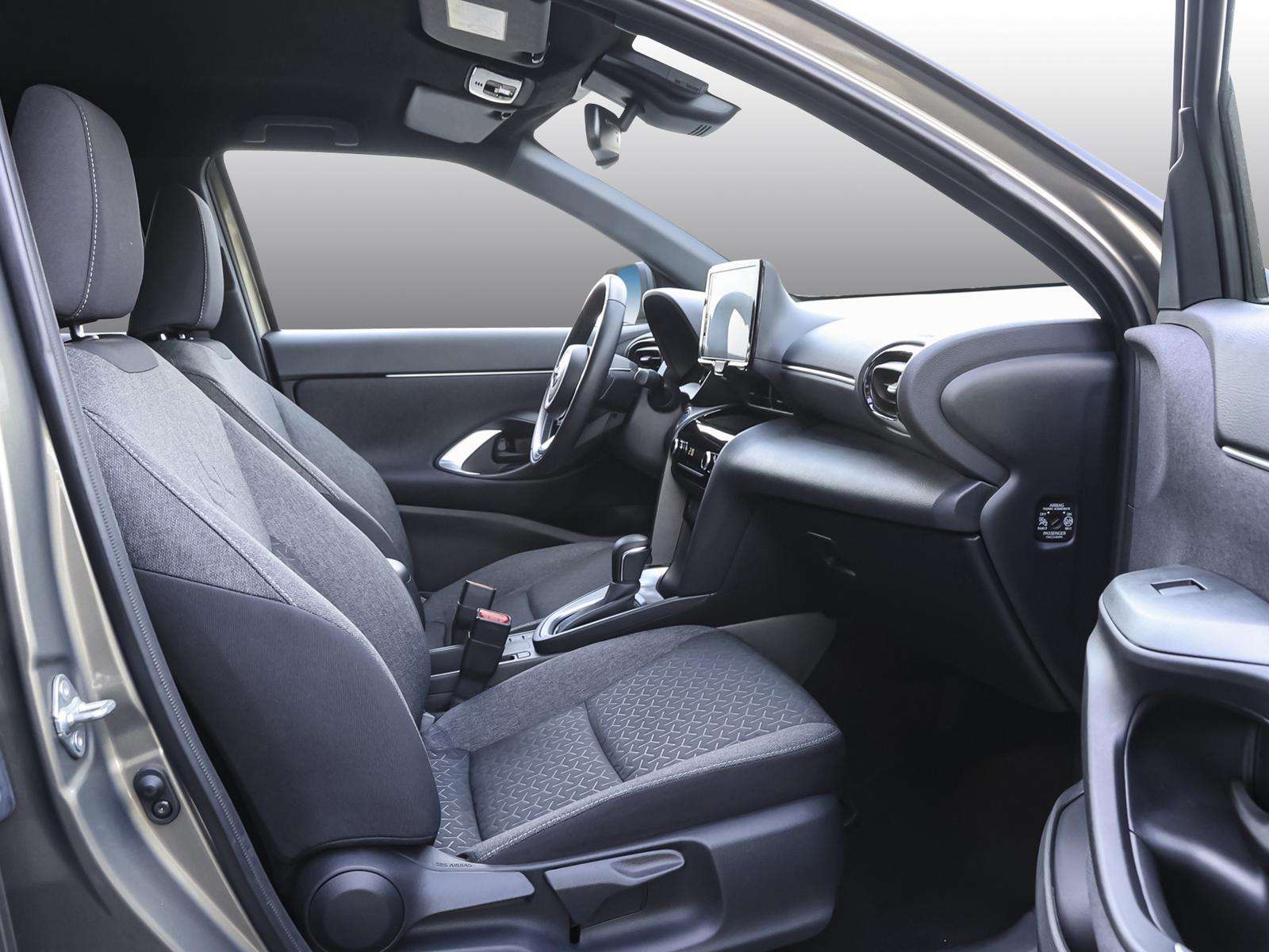 Fahrzeugbild eines Toyota Yaris Cross