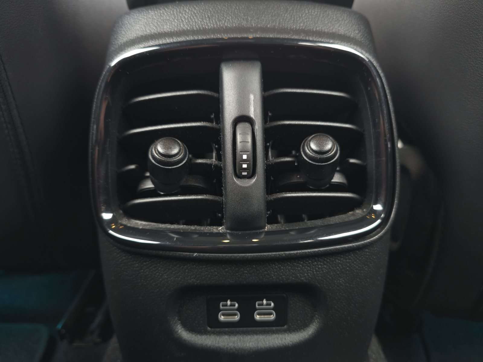 Fahrzeugbild eines MINI COOPER