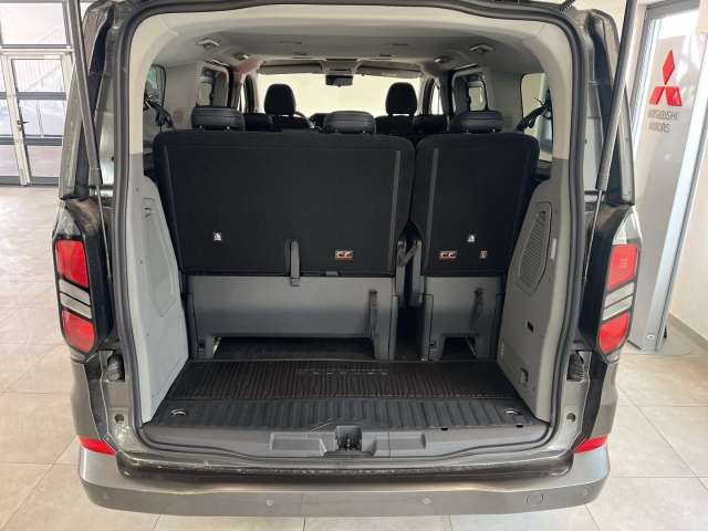 Fahrzeugbild eines Ford Tourneo Custom