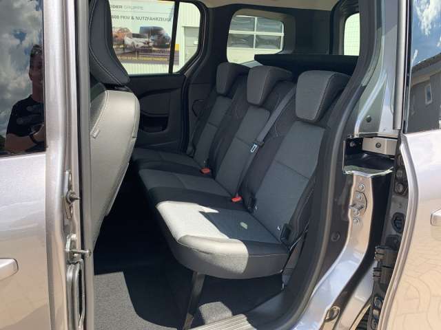 Fahrzeugbild eines Renault Kangoo