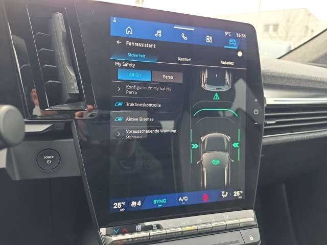 Fahrzeugbild eines Renault Scenic E-TECH