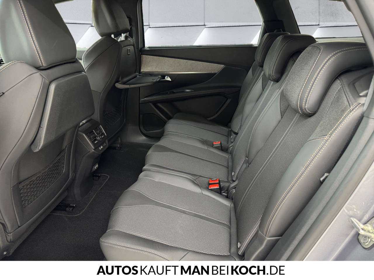 Fahrzeugbild eines Peugeot 5008