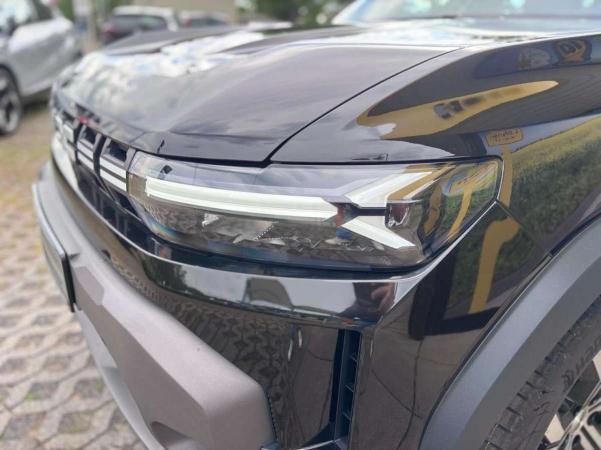 Fahrzeugbild eines Dacia Duster