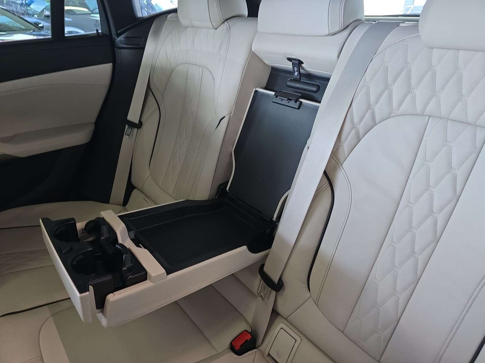 Fahrzeugbild eines BMW X6