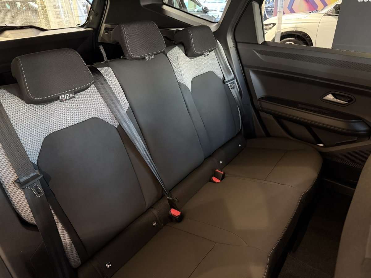 Fahrzeugbild eines Dacia Bigster