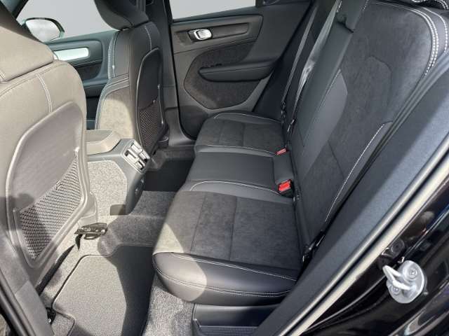 Fahrzeugbild eines Volvo XC40