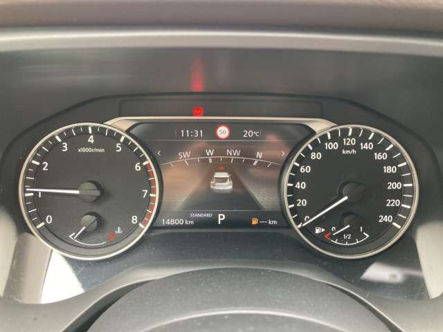 Fahrzeugbild eines Nissan X-TRAIL