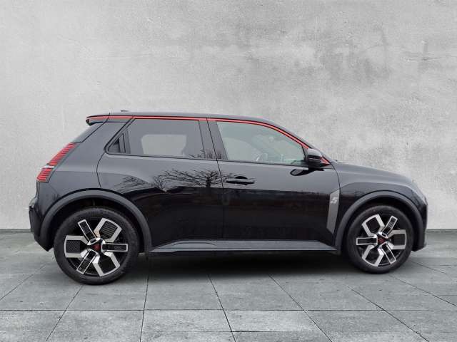 Fahrzeugbild eines Renault 5 E-TECH