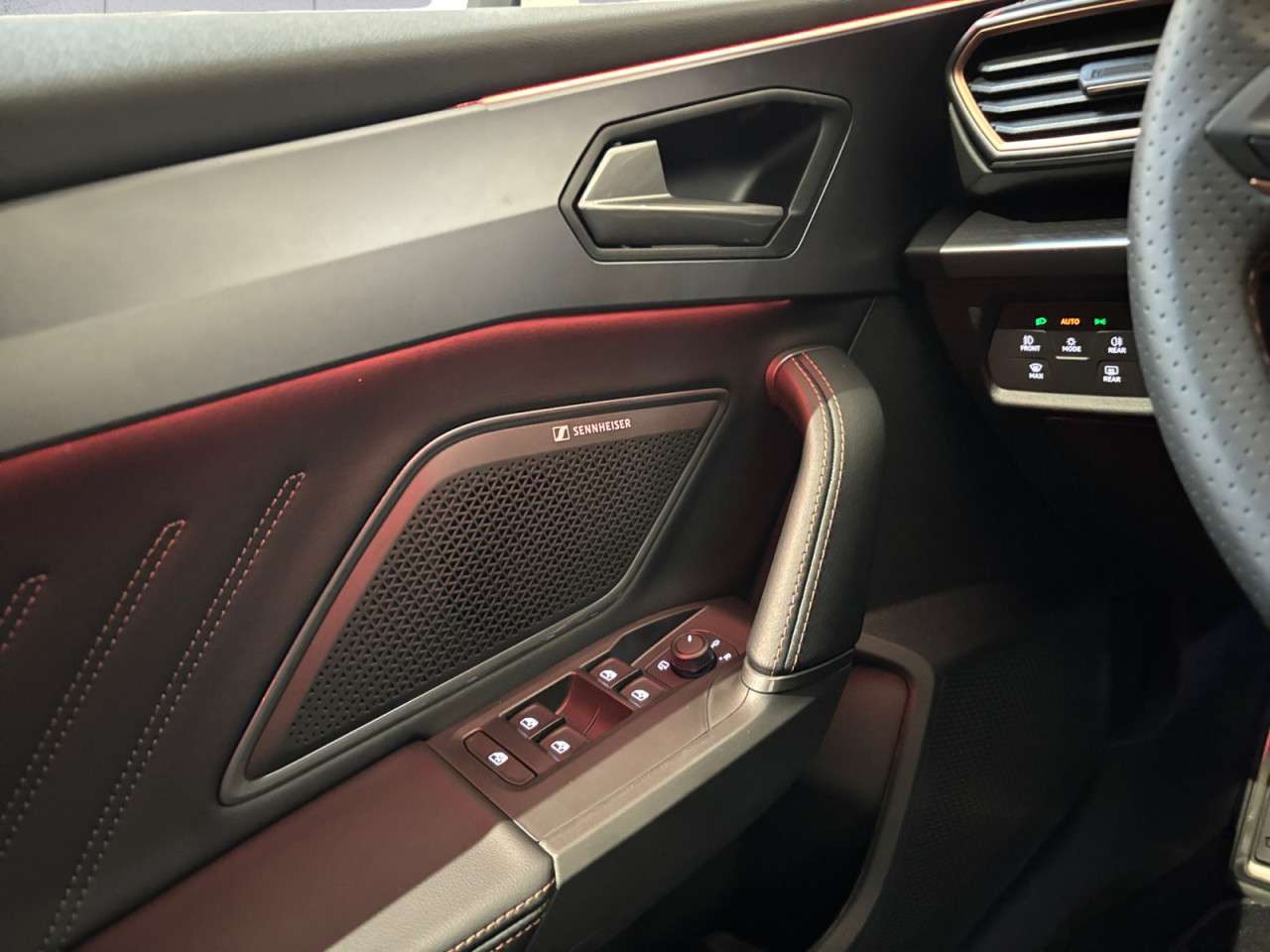 Fahrzeugbild eines CUPRA Leon