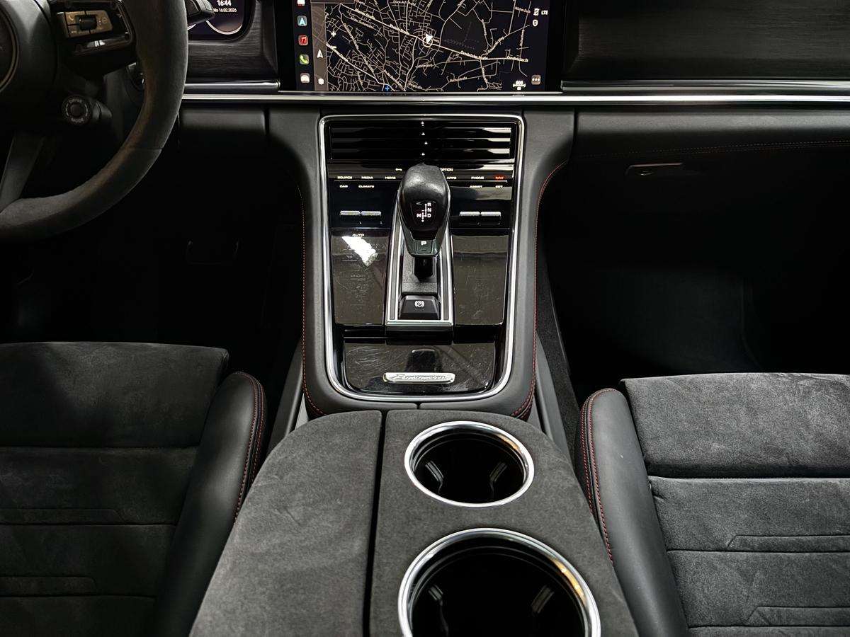 Fahrzeugbild eines Porsche Panamera