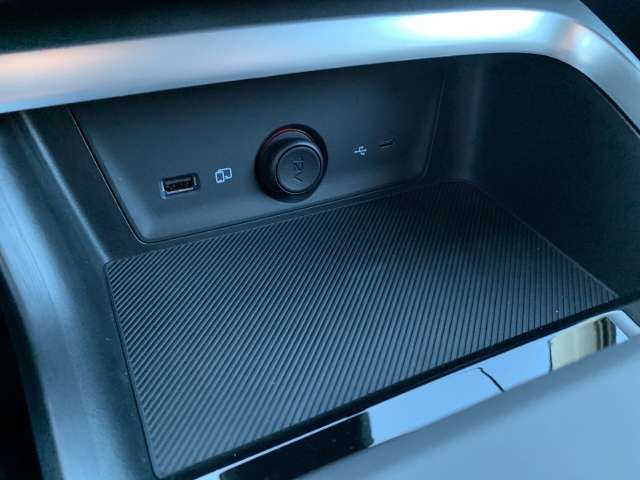 Fahrzeugbild eines MG ZS