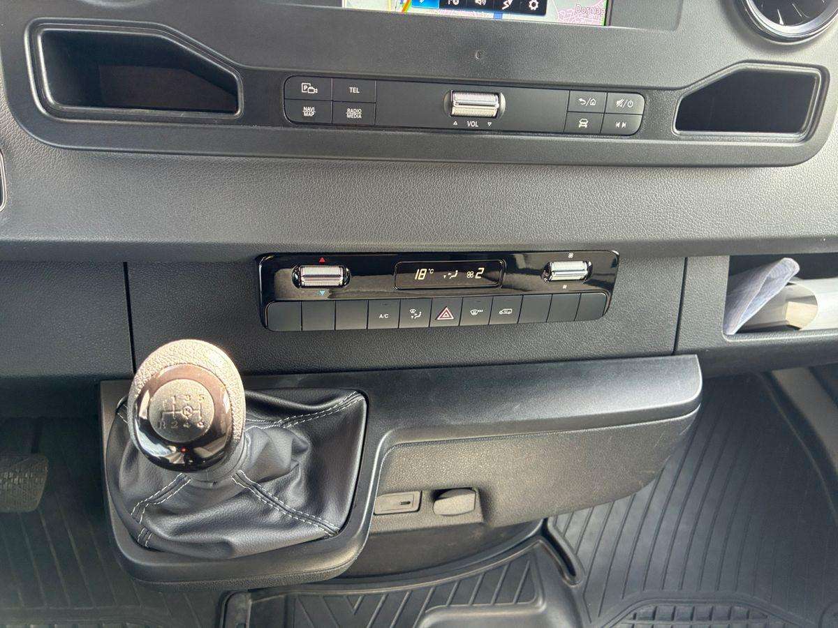 Fahrzeugbild eines Mercedes-Benz Sprinter