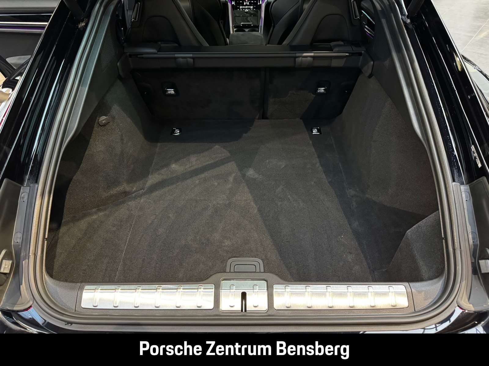 Fahrzeugbild eines Porsche Panamera