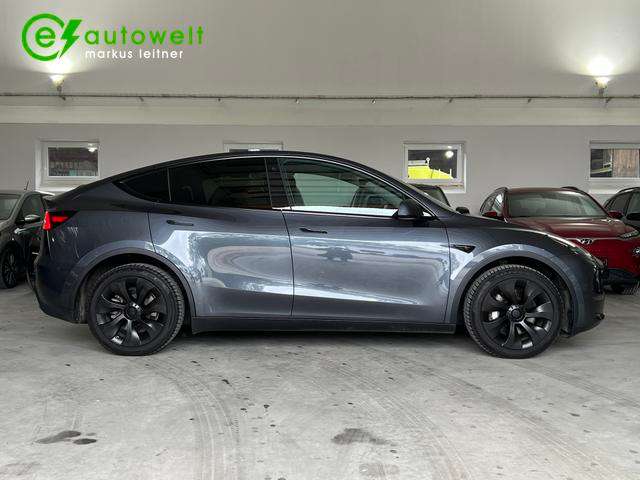 Fahrzeugbild eines TESLA Model Y