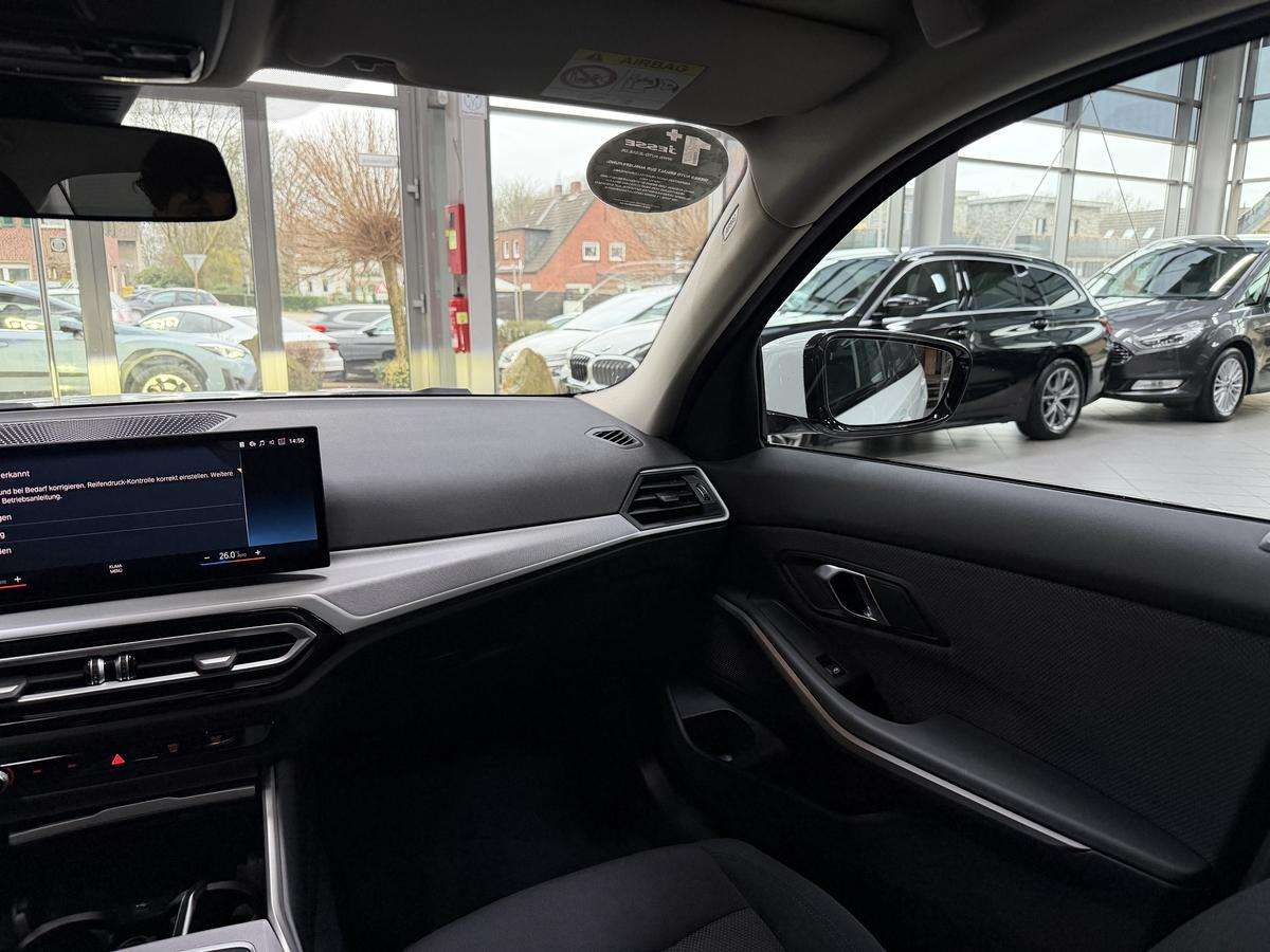 Fahrzeugbild eines BMW 3er-Reihe