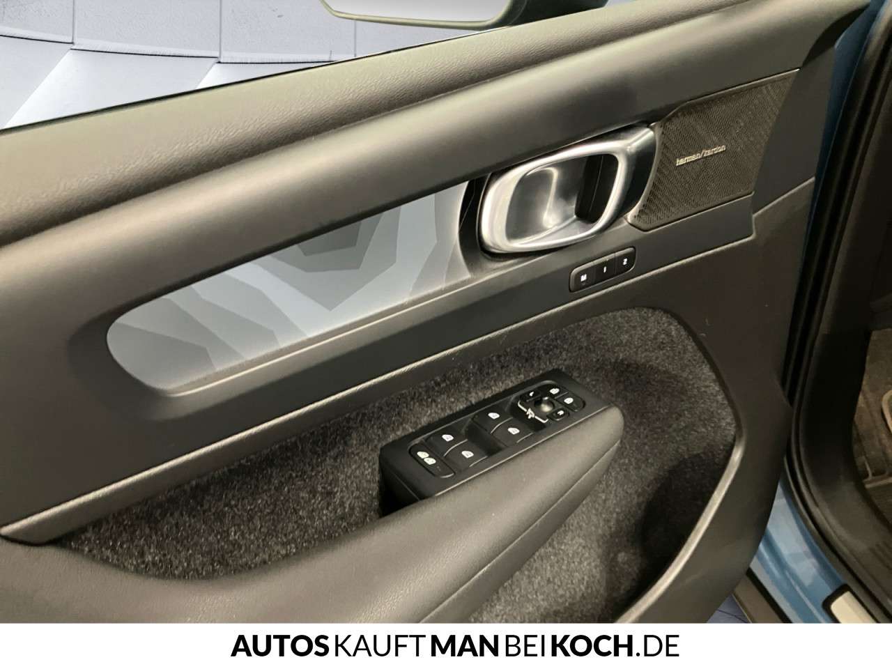Fahrzeugbild eines Volvo XC40