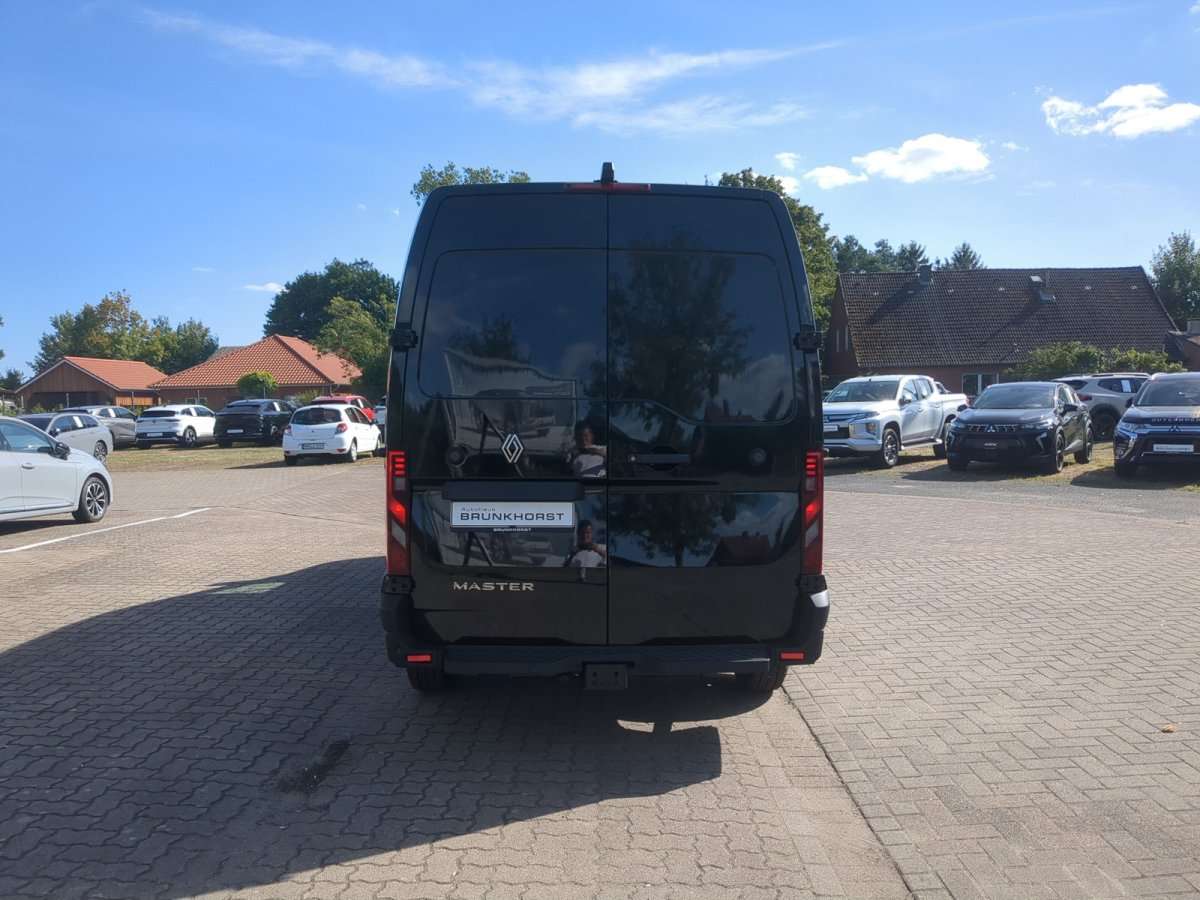 Fahrzeugbild eines Renault Master