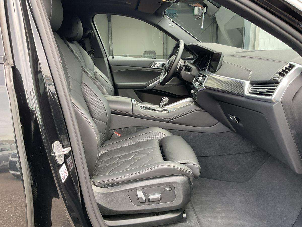 Fahrzeugbild eines BMW X6