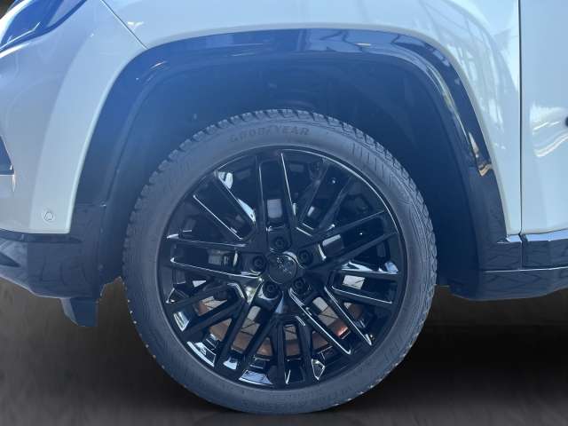 Fahrzeugbild eines Jeep Compass