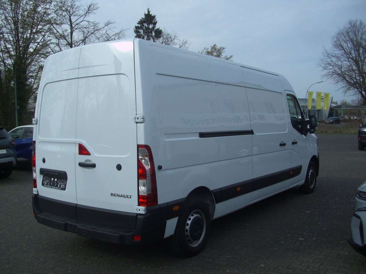 Fahrzeugbild eines Renault Master