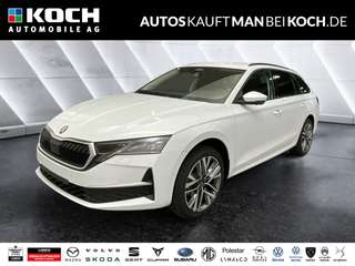 Schräge Frontansicht auf einen Skoda Octavia , freigestellt