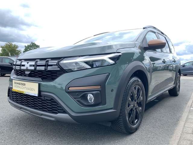 Fahrzeugbild eines Dacia Jogger