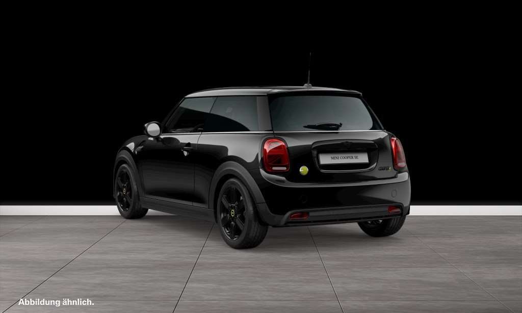 Fahrzeugbild eines MINI COOPER SE