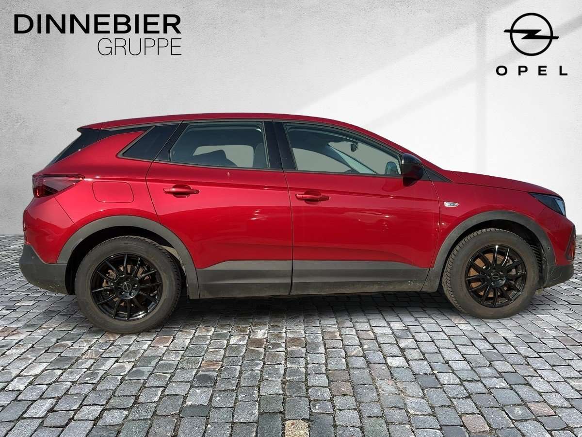 Fahrzeugbild eines Opel Grandland X