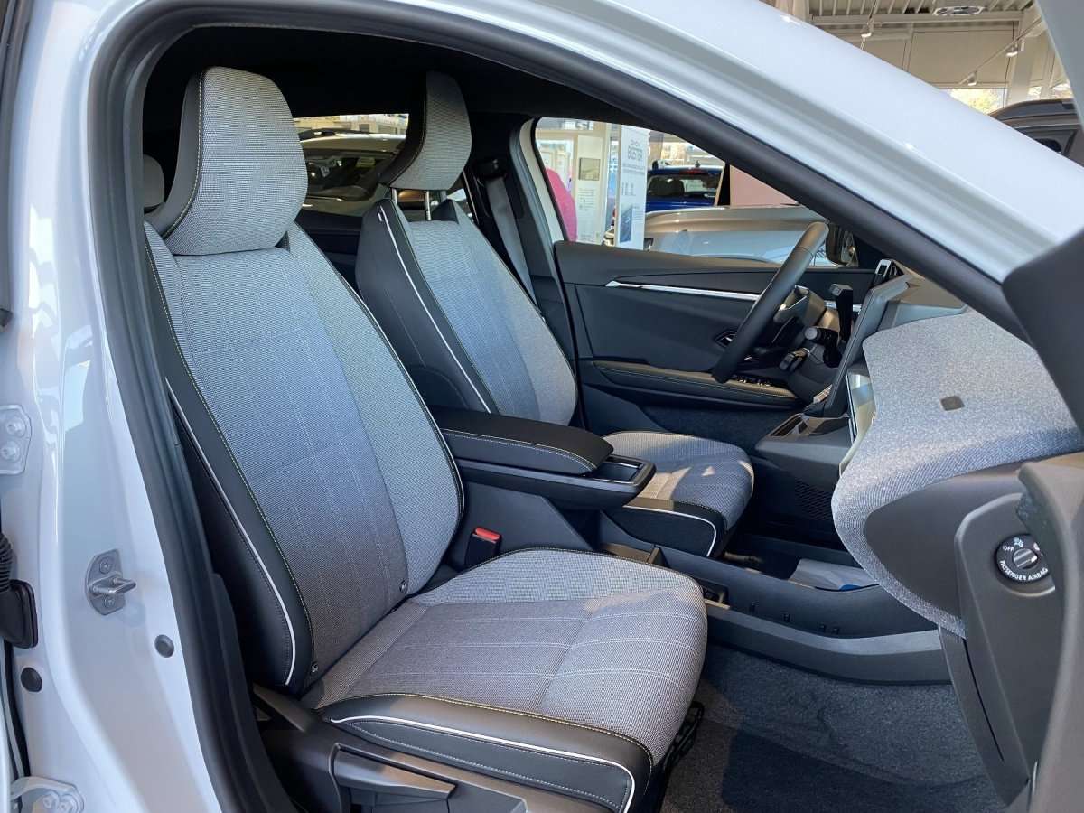 Fahrzeugbild eines Renault Megane E-TECH