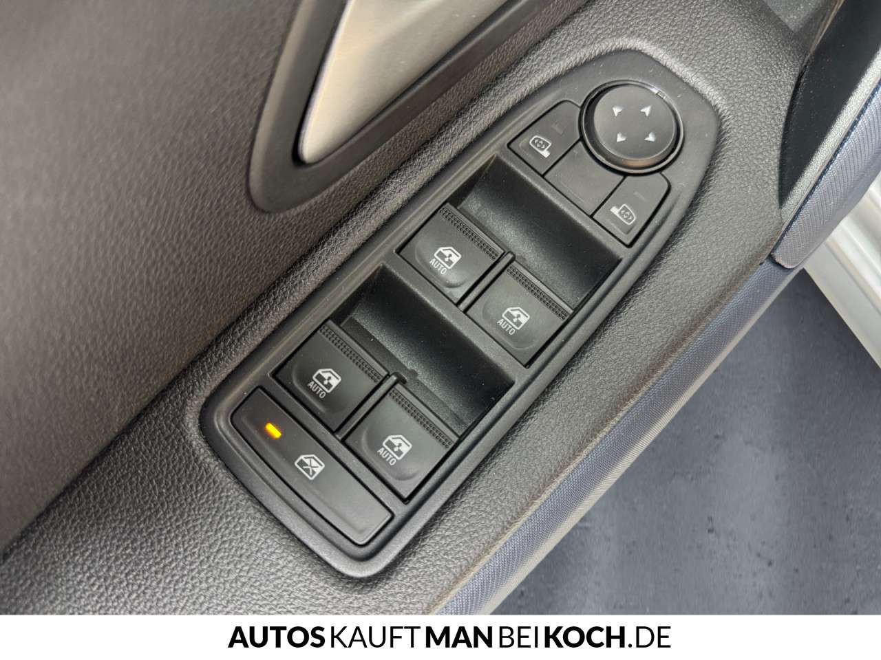 Fahrzeugbild eines Dacia Duster