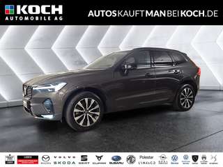 Schräge Frontansicht auf einen Volvo XC60 , freigestellt