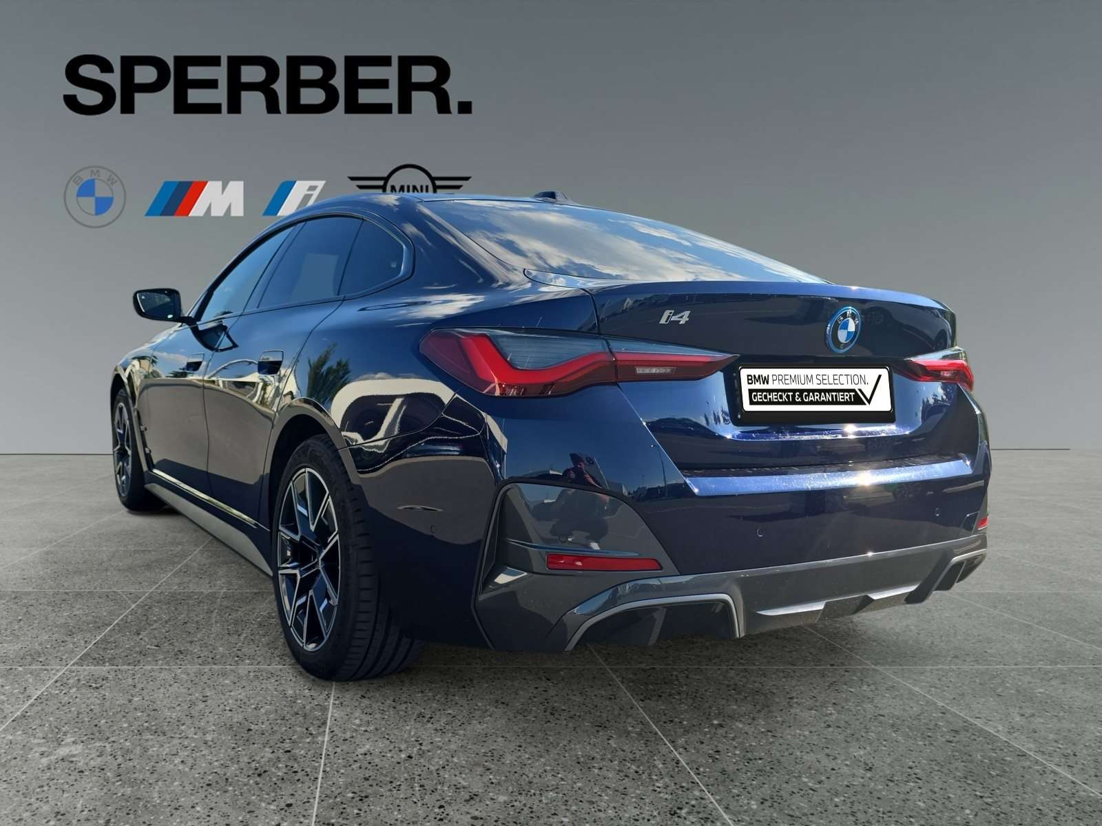 Fahrzeugbild eines BMW i4