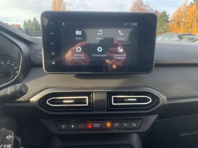 Fahrzeugbild eines Dacia Sandero