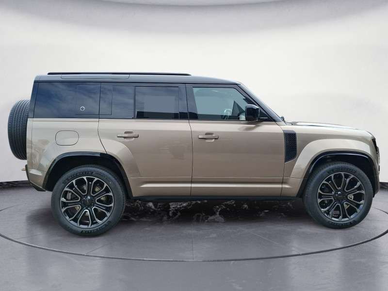 Fahrzeugbild eines Land Rover Defender