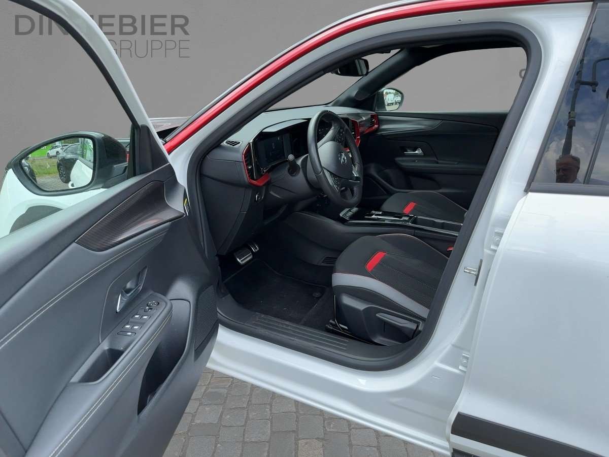 Fahrzeugbild eines Opel Mokka Electric