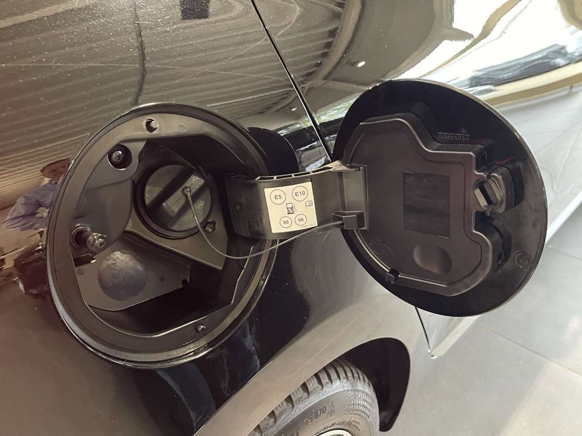 Fahrzeugbild eines Renault Clio