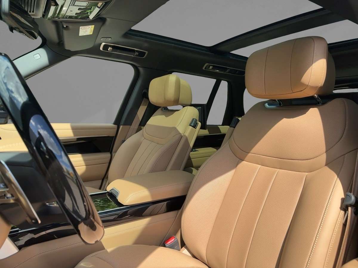 Fahrzeugbild eines Land Rover Range Rover